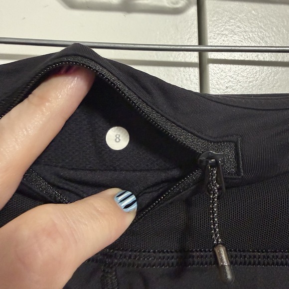 Lululemon Black Mesh Panel Crop Leggings Pants Womens Size 8 - Picture 7 of 8